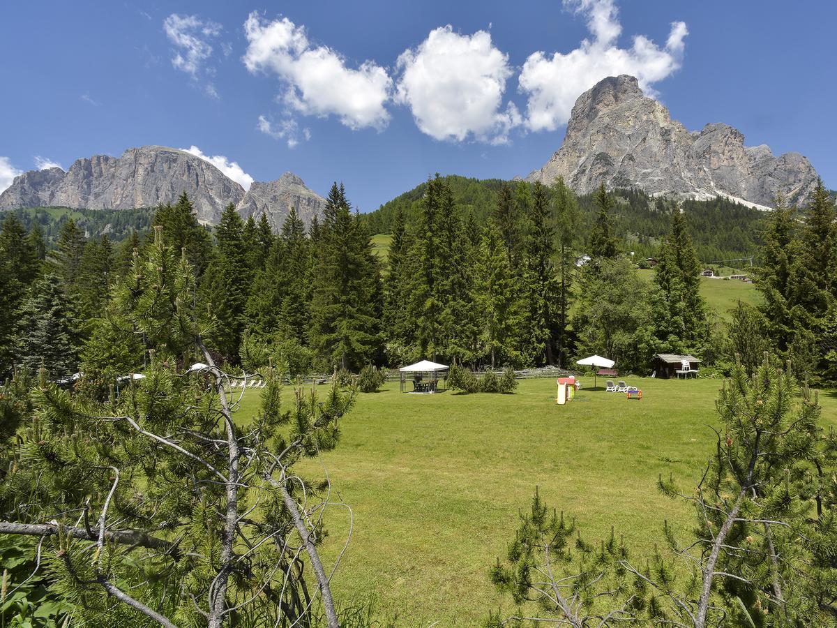Residence Salvan Corvara In Badia Exterior foto